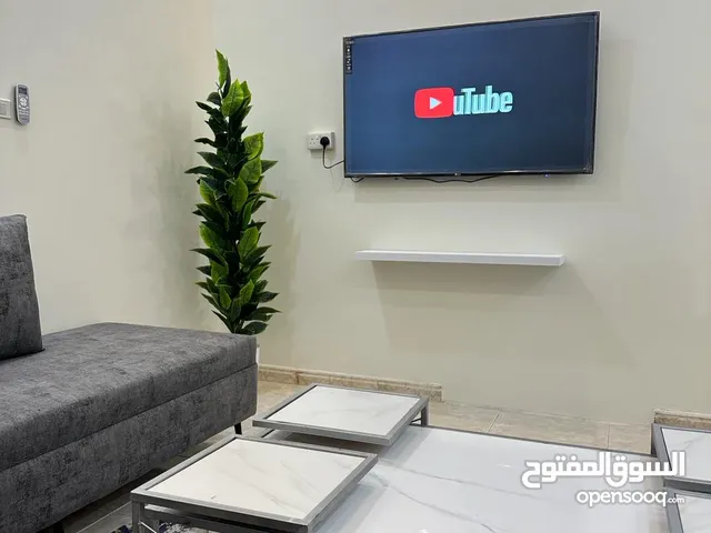 شقة عوائل مفروشة للايجار الشهري/ تبوك / الحمرا