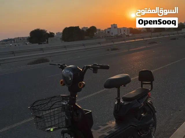 سكوتر نضيف معليه كلام