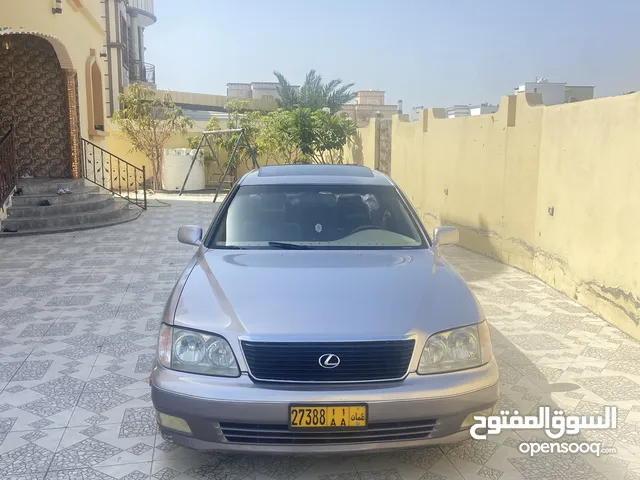لكزس LS400