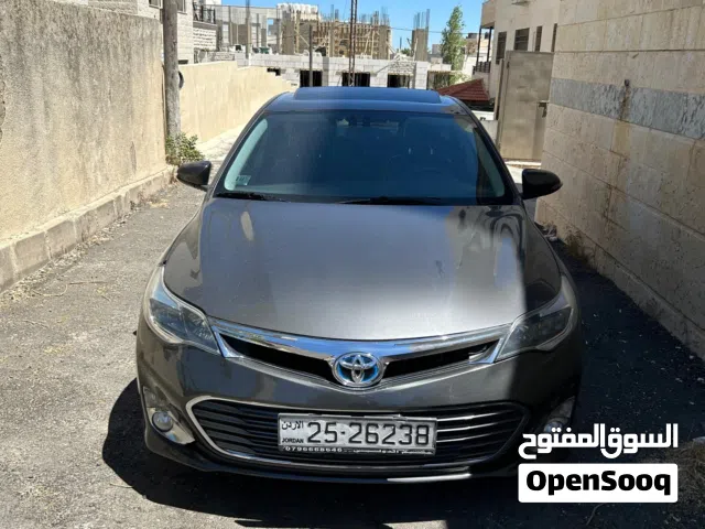 2014 تويوتا افالون XLE