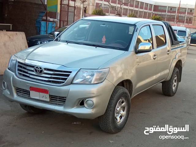 Used Toyota Hilux in Giza
