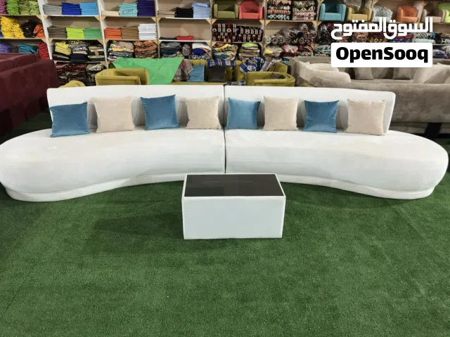 ركن كنب على شكل قوس