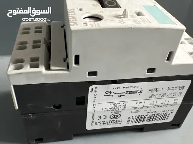 قواطع وكنتاكتورات المانية مئة بالمئة سيمنس من شركة الكترومايستر التجارية في بافاريا ألمانيا