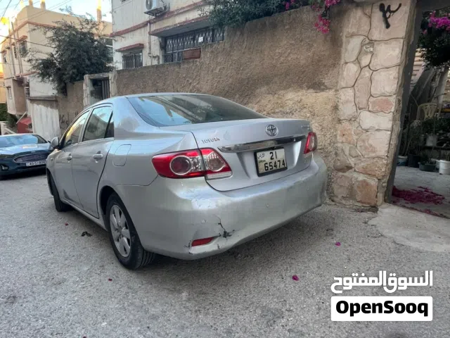 2012 تويوتا كورولا Standard