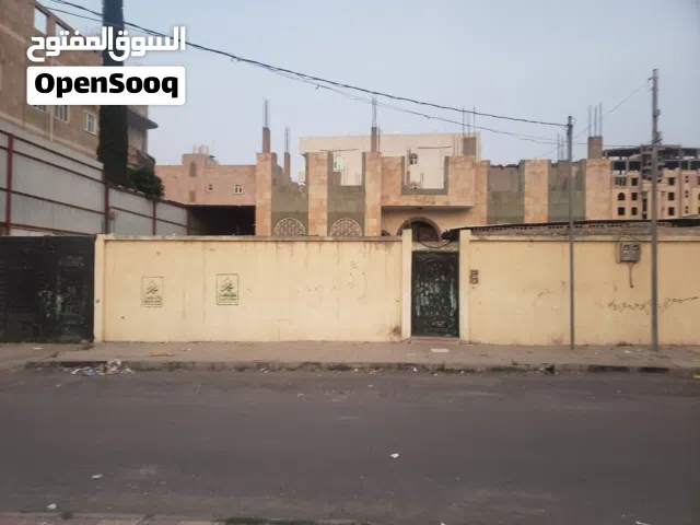 400 m2 More than 6 bedrooms Villa for Sale in Sana'a Haddah
