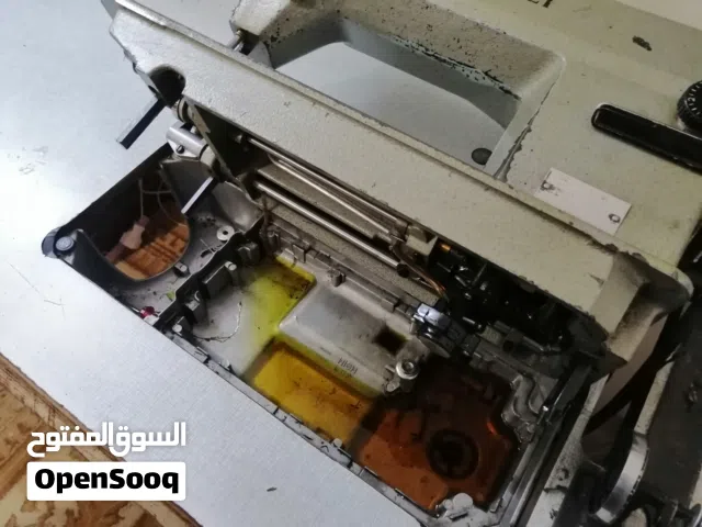 مكينة خياطه  Buttfrfly صناعه صيني ممتاز  تصلح استخدام صناعي او منزلي تحتوي على زيت وابر وبكرتين