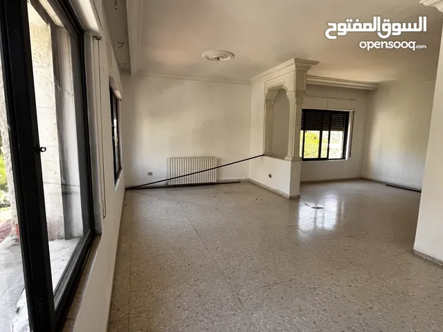 160 m2 3 Bedrooms Apartments for Rent in Amman Um El Summaq
