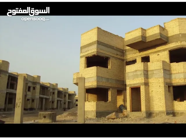 250 m2 4 Bedrooms Townhouse for Sale in Basra Basra Sports City
