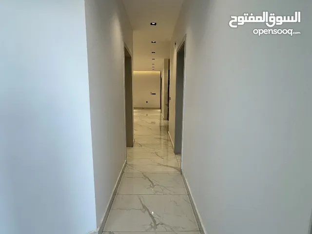 123 m2 3 Bedrooms Apartments for Rent in Al Riyadh An Narjis