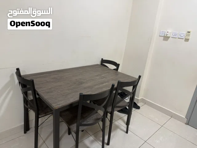طاولة سفرة للبيع بسعر 38 ريال