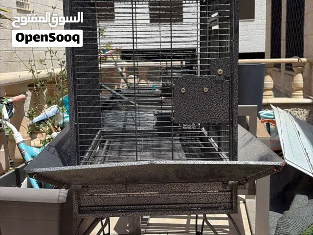 قفص اسود للبيع