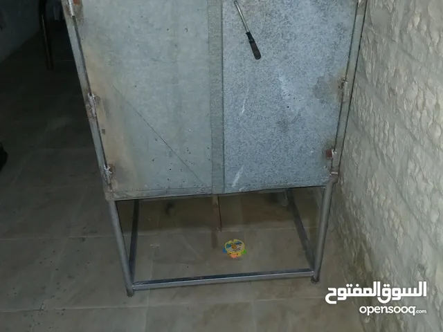 للبيع فرن تفصيل وليس تجاري حجم كبير مع بلاطه حديد