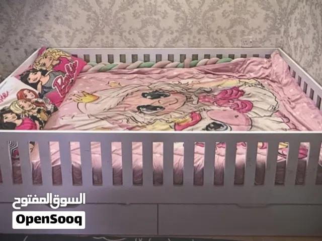 سرير اطفال للبيع