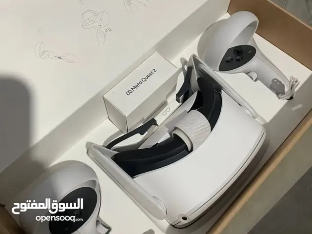 Vr quest 2 جديده معها كرتونها وسلك بيسي وستراب راس kiwi جداً جداً نظيفه مع اضافات