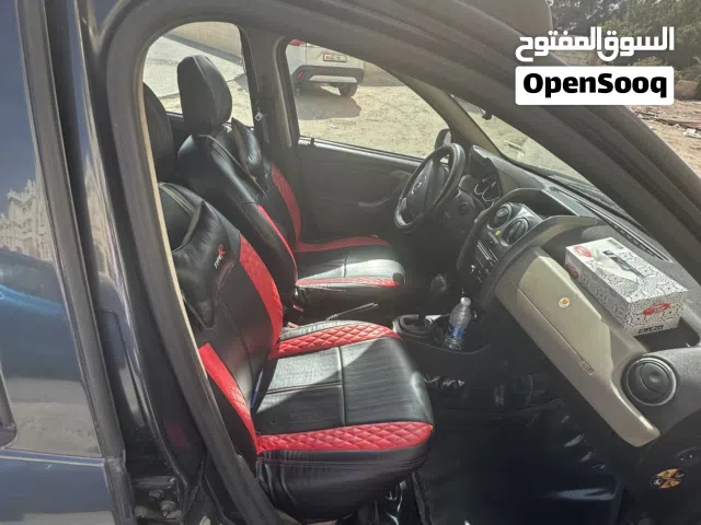 2016 Renault Duster Standard