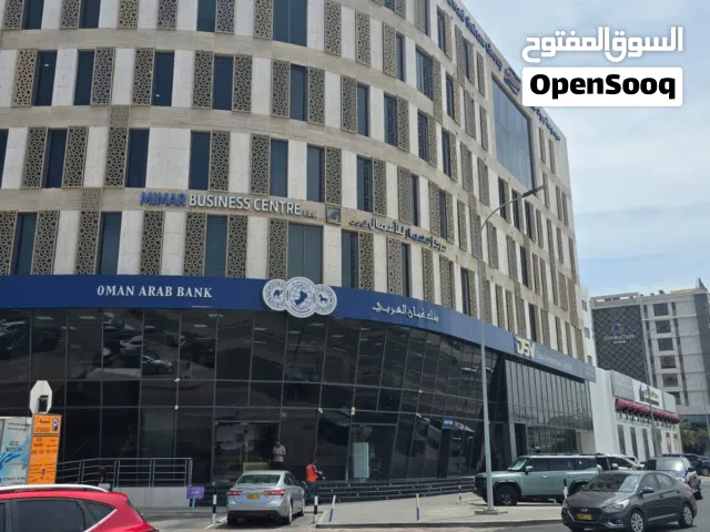 مكاتب للإيجار – القرم (برج الجنيبي 1)-Offices for Rent – Qurum (Al Junaibi Building 1)