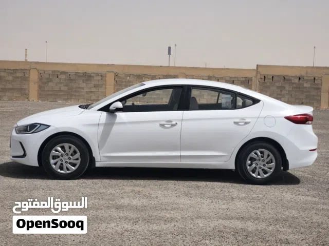 2017 Hyundai Elantra Standard