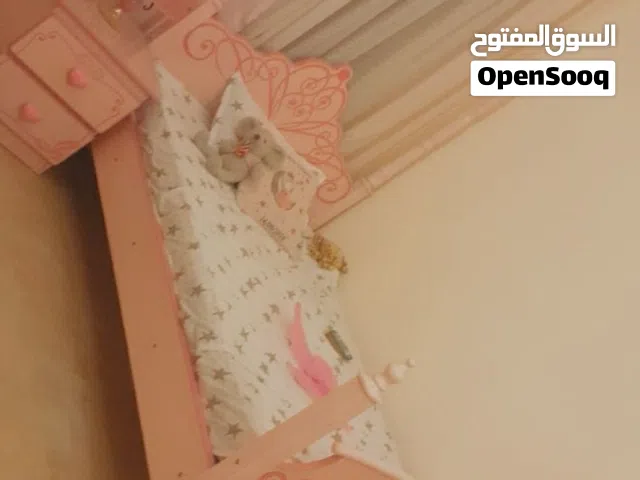 غرفه بناتيه مكونه من 4 قطع