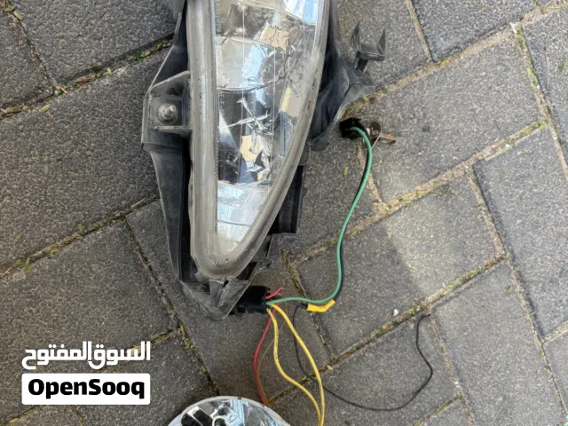 كشاف (كشاف الضباب) جهة السّواق هيونداي افانتي منفوخه موديل 2007