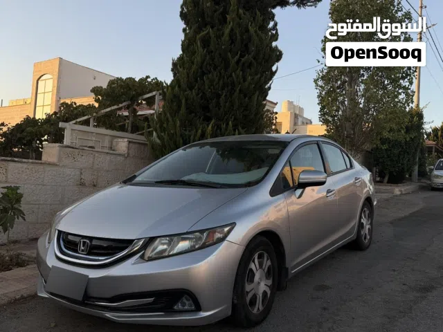 2014 هوندا سيفيك Standard