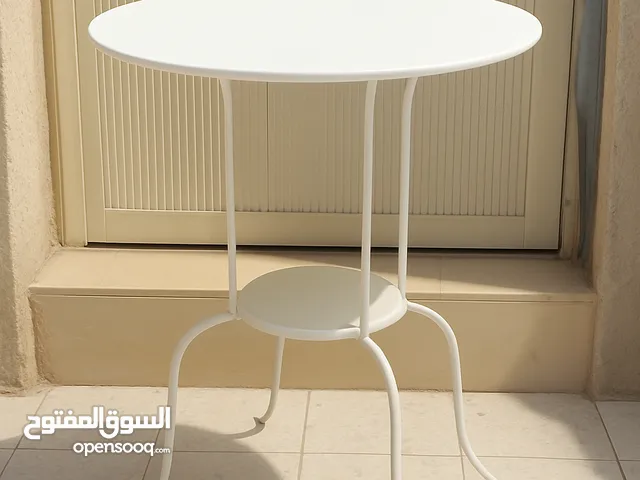 طاولتين ديكور أو خارجية – شكل أنيق وحجم عملي- نظيفين جدا