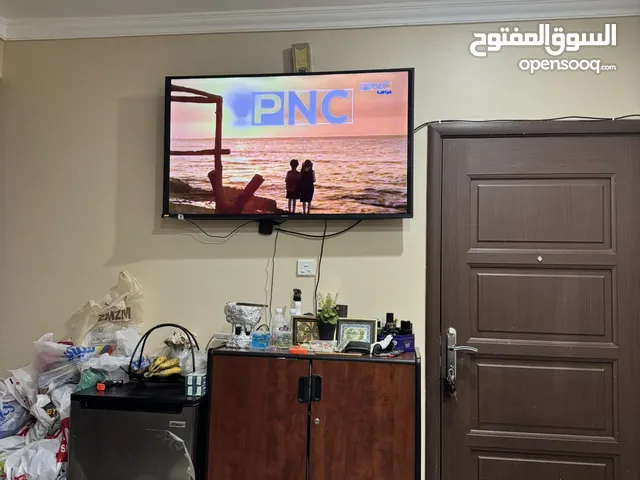 شقة سكنية للإيجار المؤقت لمدة شهرين عائلات فقط مفروشة غرفة وصالة ومطبخ وحمام تكييف مركزي بركن سيارات