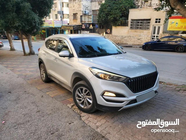 هيونداي توسان ترخيص 2017 بحالة الوكالة بسعر حرق