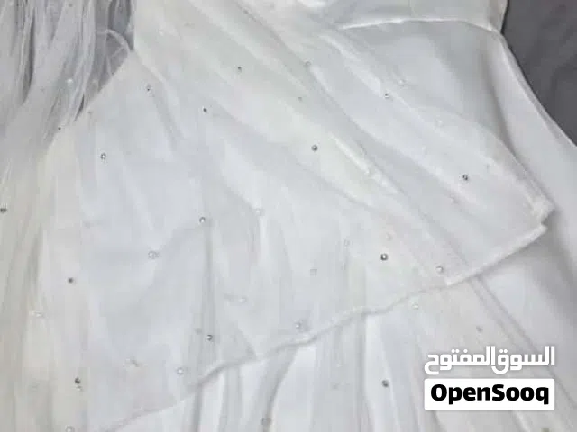 فستان زفاف