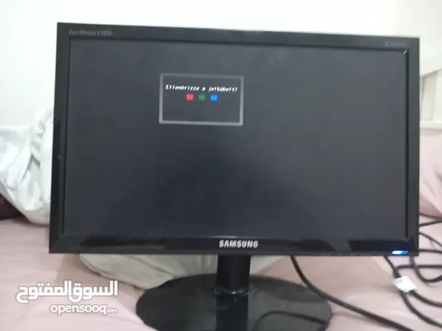  Samsung monitors for sale  in Arar