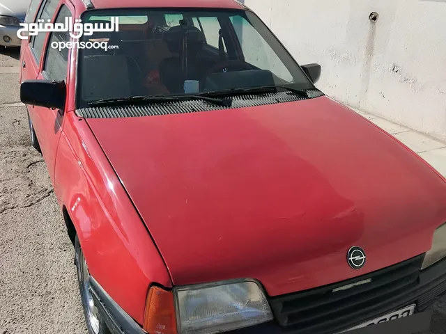 اوبل كادت استيشن 1990 مرخصة 20.3.2026