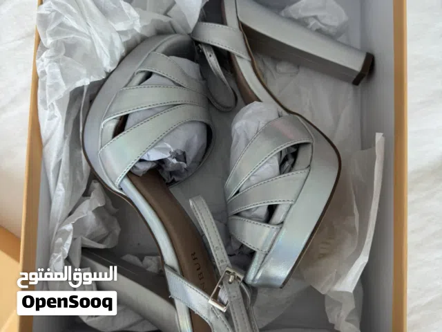Menbur Silver Heeled Sandals – Brand New in Box – Size 37