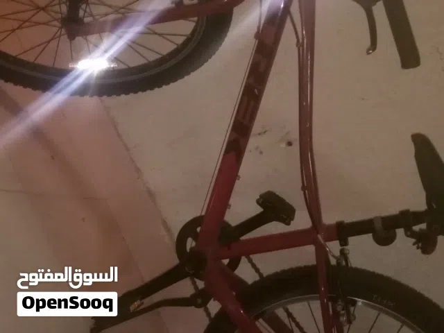 دراجه ترك هجين جبليه اللون احمر