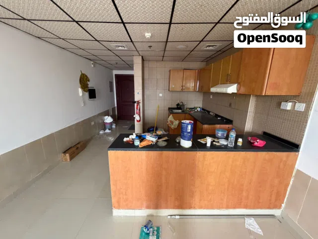 استديو للايجار السنوي