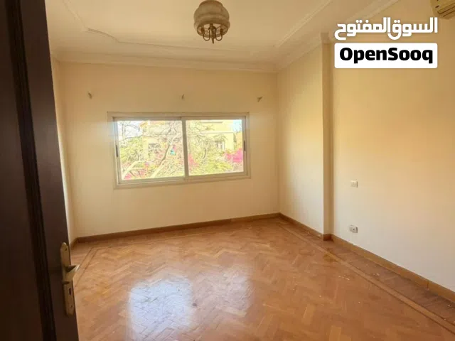 400 m2 4 Bedrooms Villa for Rent in Giza 6th of October