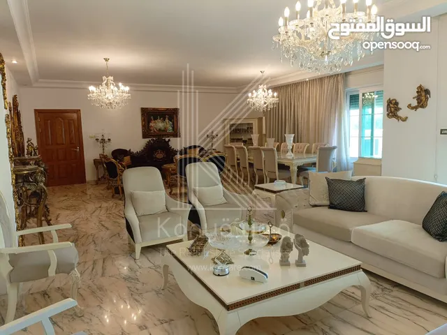 268 m2 3 Bedrooms Apartments for Sale in Amman Um El Summaq