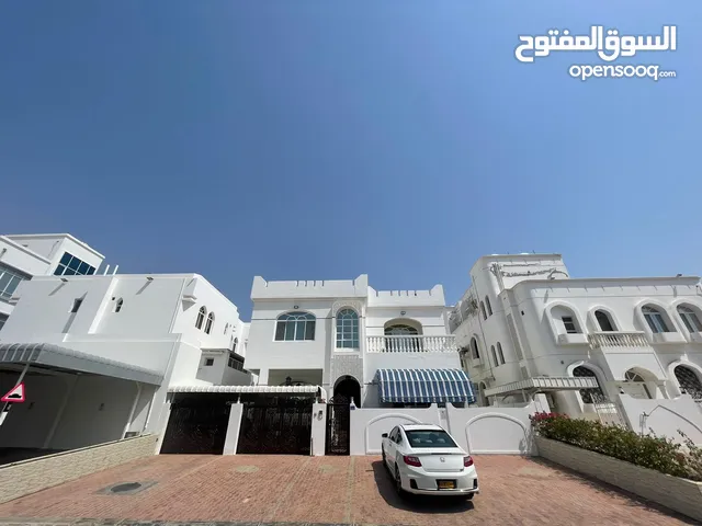 5 + 1 BR Spacious Villa For Sale in Al Khuwair