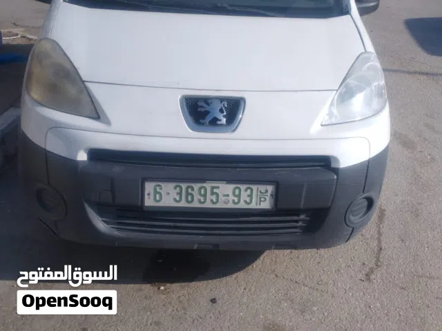 2011 Peugeot Partner Standard