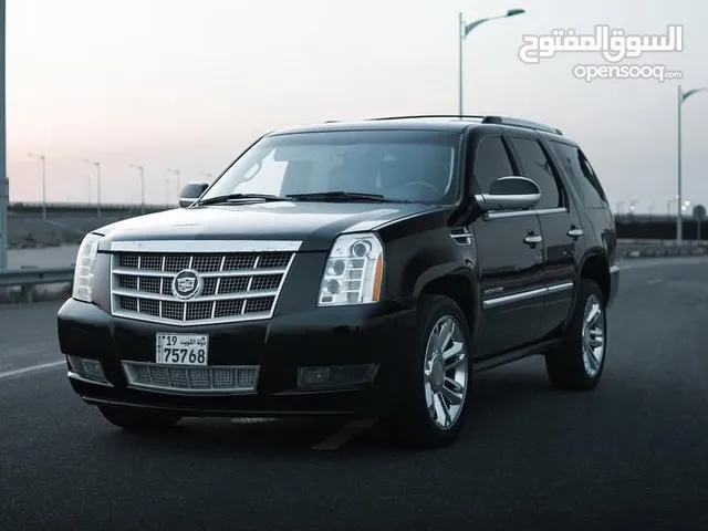 Used Cadillac Escalade in Hawally