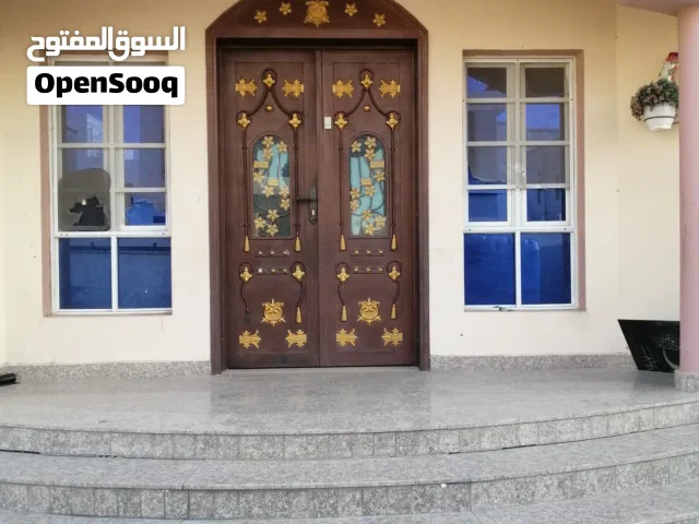 منزل في معبيله الثامنه قريب من الجامعه