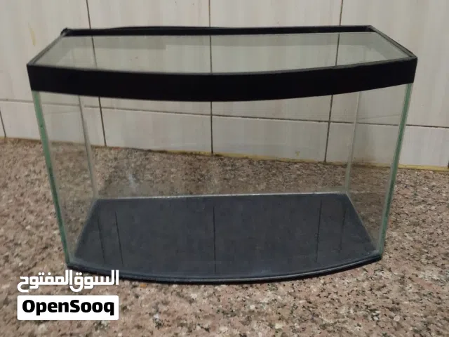 حوض سمك جديد مع فلتر للبيع مقاس 40cm  السعر كامل 15 دينار نهائي  الموقع عمان المناره