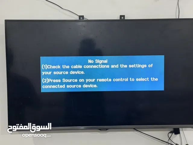 Tv for sale 42” smart