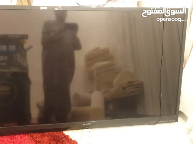 شاشه ماركه شارب عاديه 55بوصه