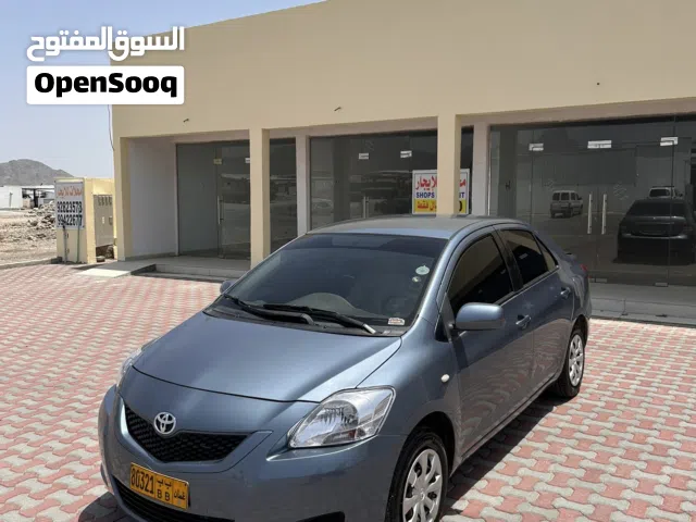 ياريس 2010 نظيفة