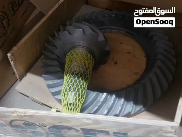 قطع غيار شاحنات وباصات