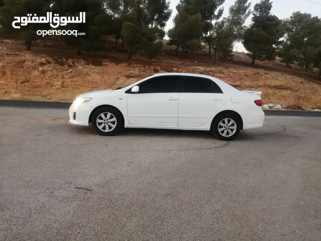 تويوتا كورولا موديل 2012 للبيع