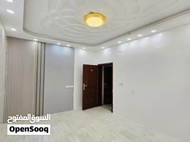 185 m2 4 Bedrooms Apartments for Sale in Sana'a Bayt Baws