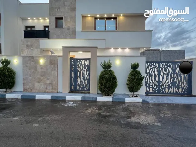 560 m2 More than 6 bedrooms Villa for Sale in Tripoli Tareeq Al-Mashtal