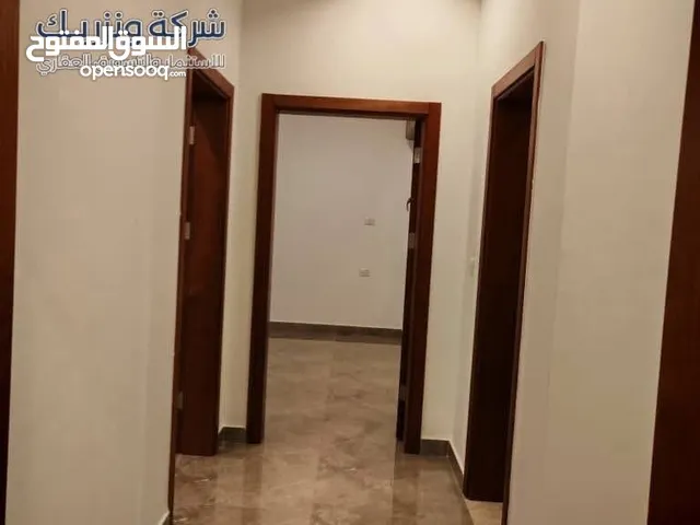 200 m2 4 Bedrooms Apartments for Rent in Tripoli Tareeq Al-Mashtal