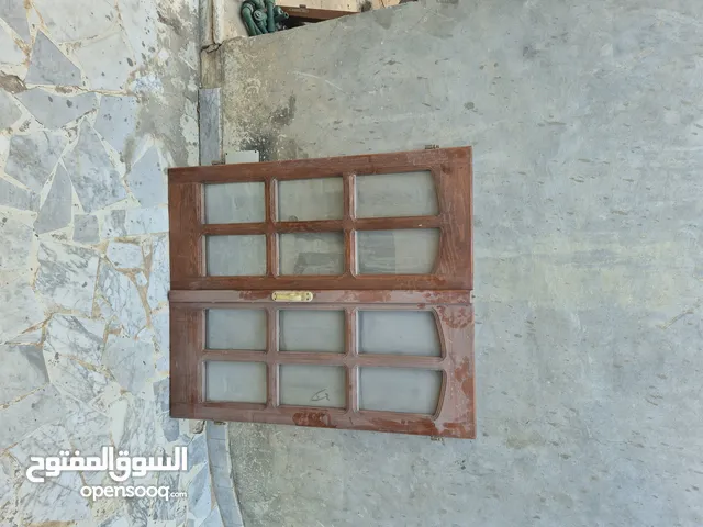 نوافذ خشب موقن مستعمل للبيع