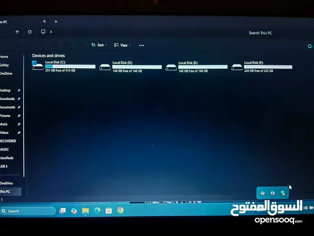 LENOVO LAPTOP. 1 TB HDD.